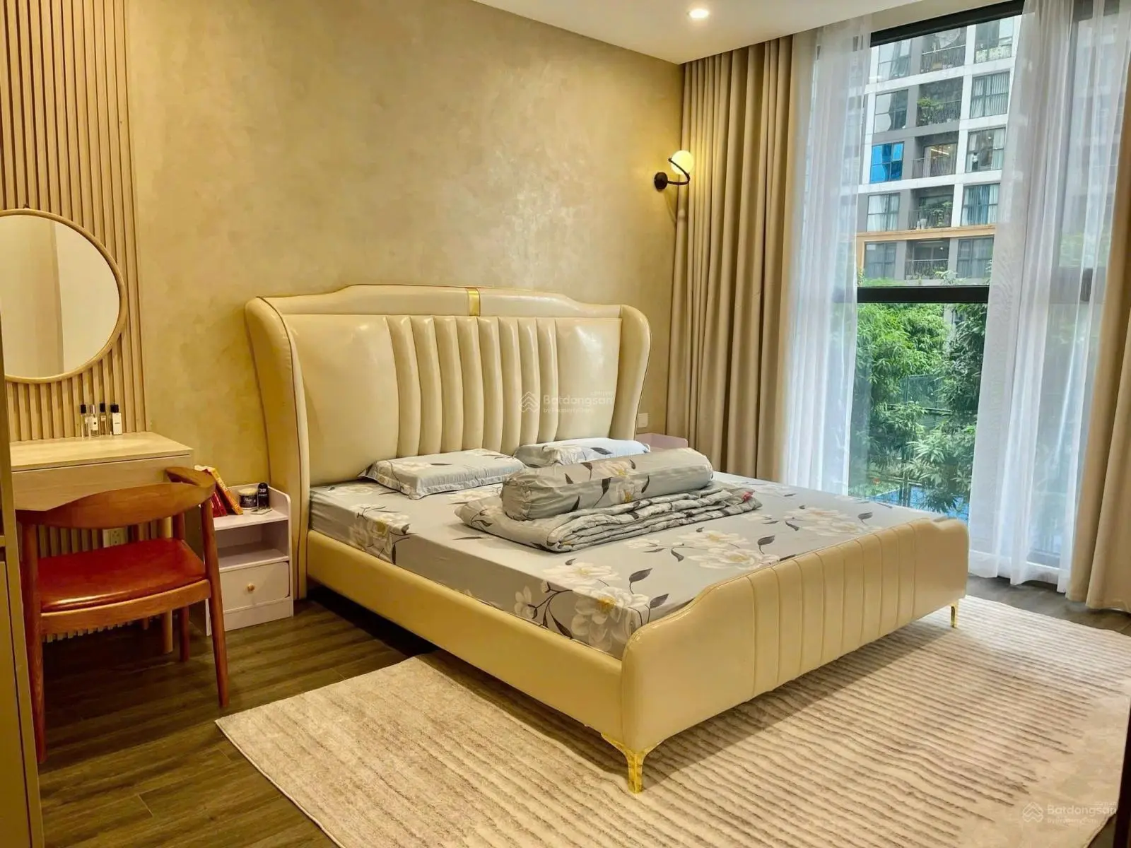 Bán căn 2 ngủ Zenpark full đồ mới đẹp, hướng Đông Bắc giá 3.93 tỷ