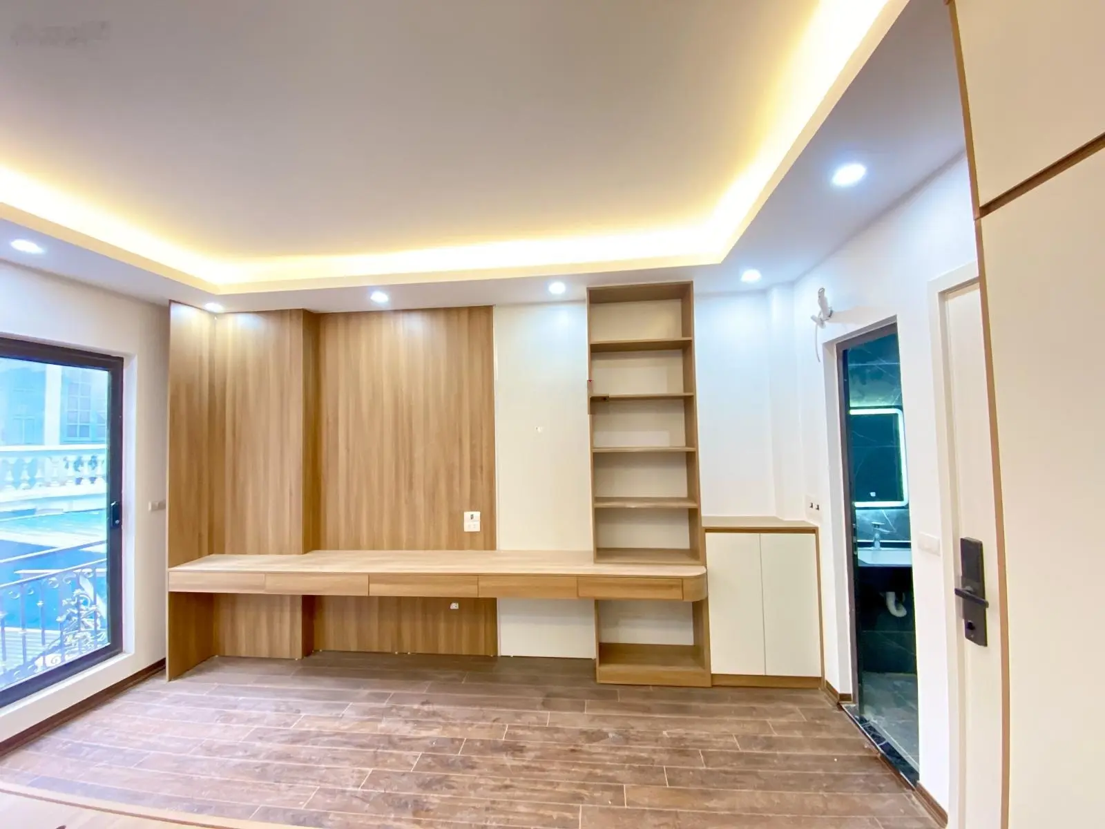 Chính chủ cần bán nhà Định Công - Hoàng Mai. 6 tầng thang máy, 10 ra ô tô. Giá nhỉnh 8 tỷ