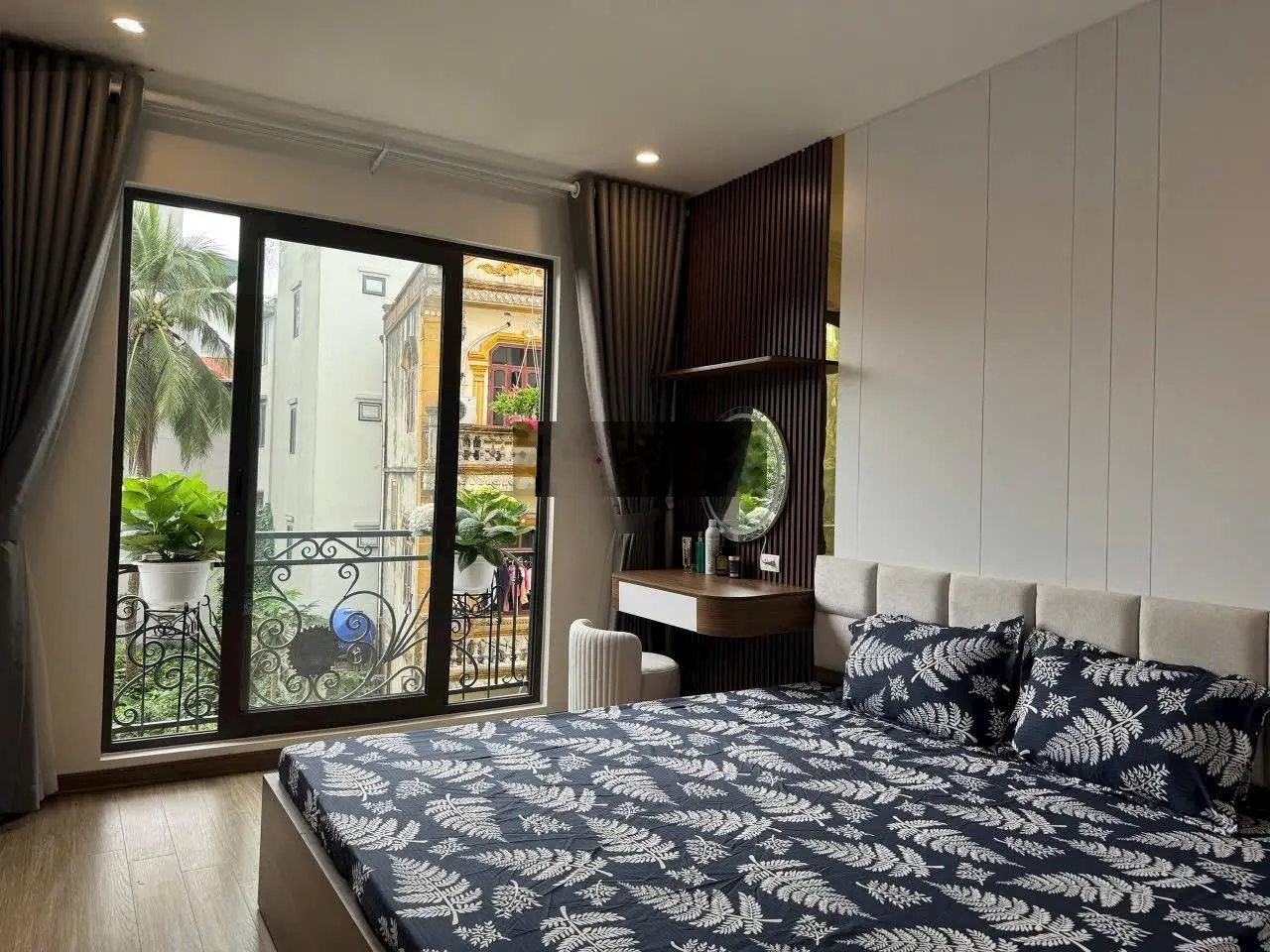 Nhà đẹp nguyễn văn cừ gara ô tô ngõ thông kết hợp kinh doanh hoặc cho thuê dòng tiền ổn định