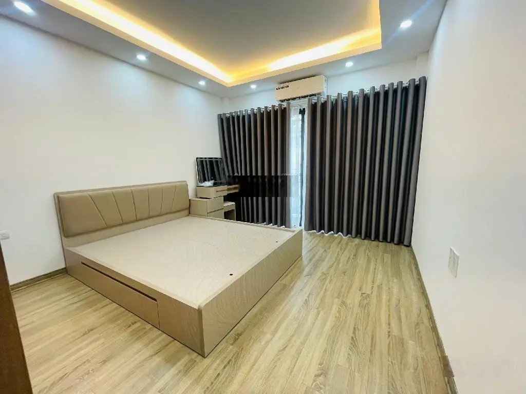 Bán nhà ngõ 66 Ngọc Thuỵ 6T thang máy nhà mới ở luôn, 1 bước ra phố giá 8 tỷ 3 có TL. LH 0936 123 ***