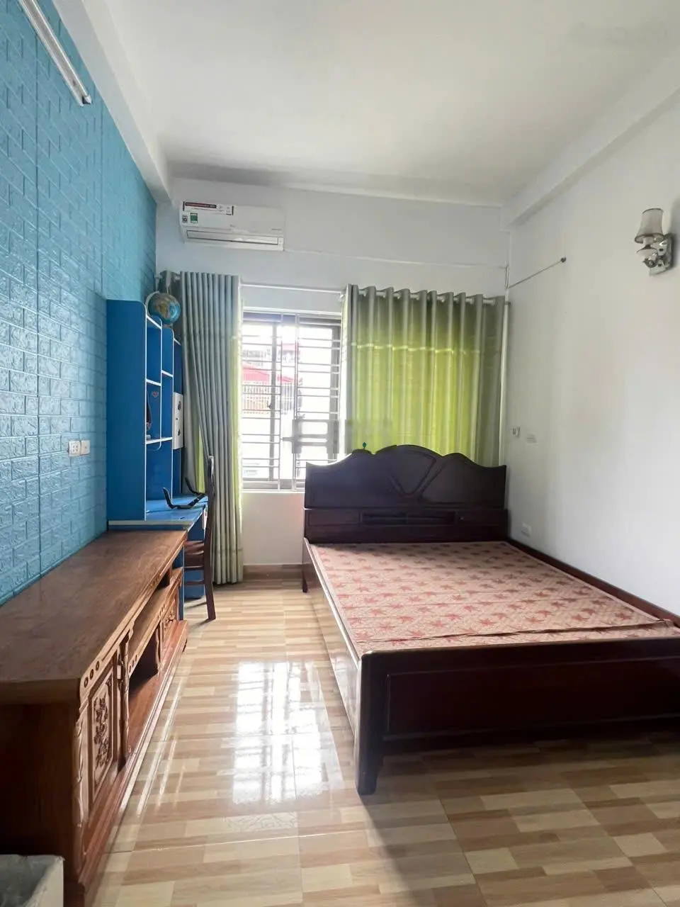 Bán nhà đẹp tại tổ 9 Mậu Lương, Kiến Hưng, Hà Đông, dt=37m2 xây 4 tầng chỉ 4.x(tỷ) lh: 0335 606 ***