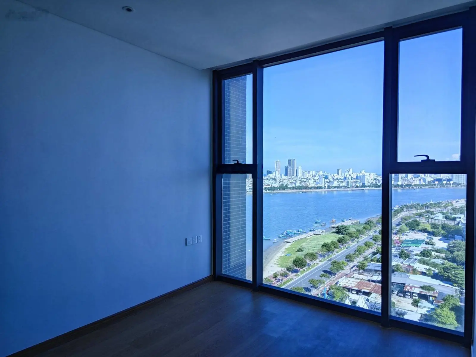 Căn hộ SAM Tower (Risemount), 76m2, 2PN view sông view biển view núi tuyệt đẹp