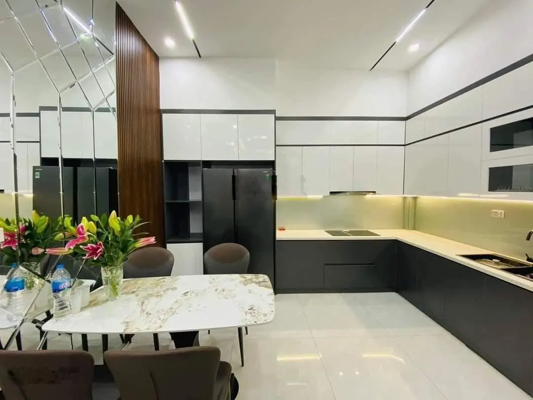 Bán nhà riêng Lại Yên, Hoài Đức 49m2 đơn lập 4 tầng. Sổ lâu dài, nội thất 99%. Ôtô qua cửa