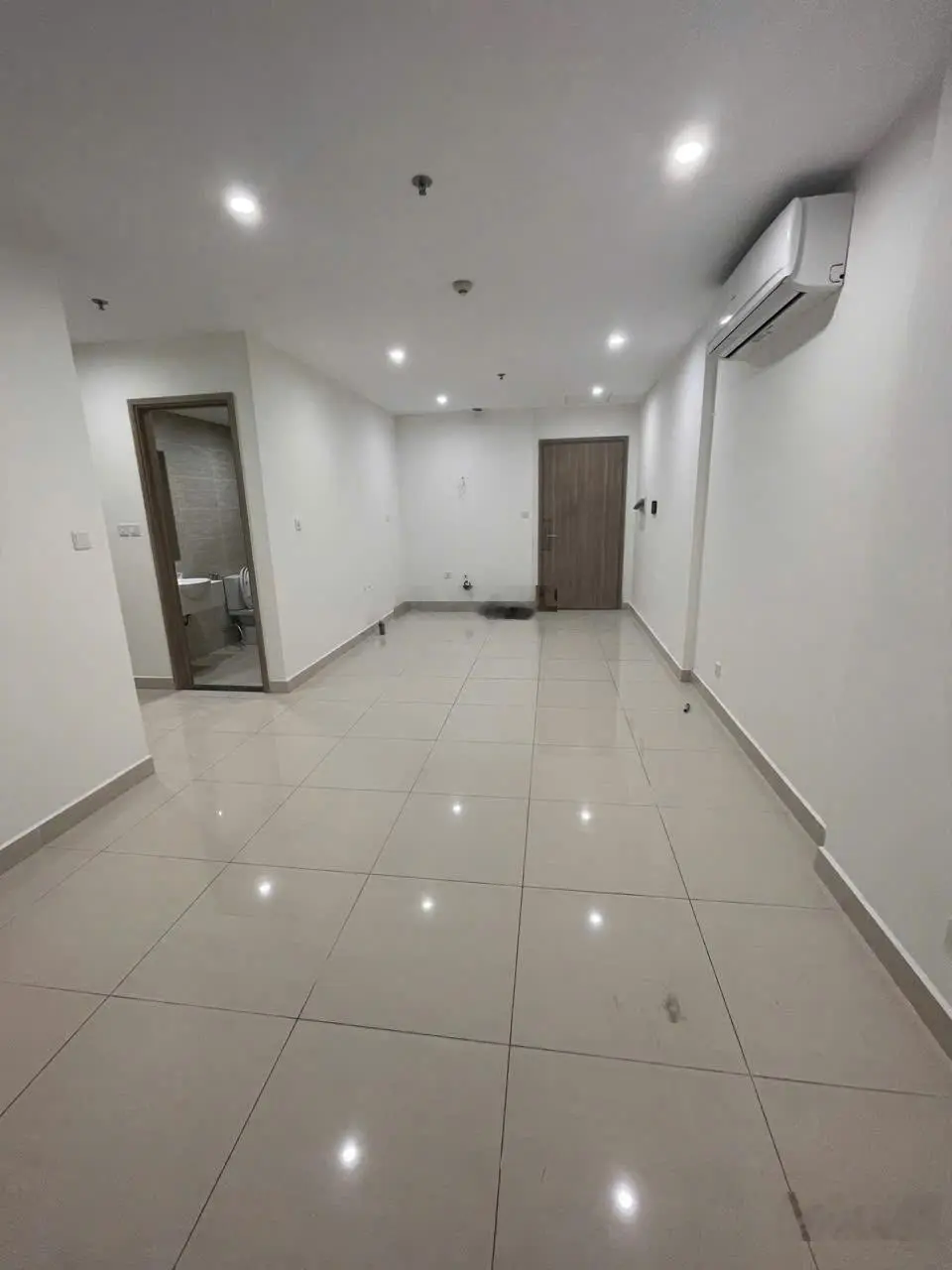 Chính chủ cần bán 10 căn tầng 18 ở 3 tòa S2.02, S2.03, S2.05 DT từ studio - 3PN