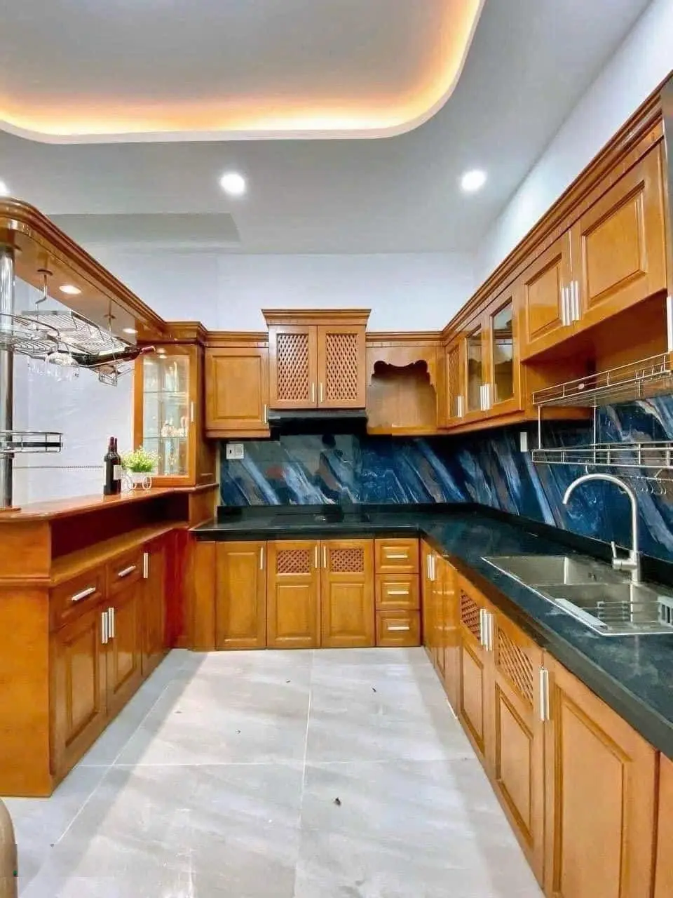 Bán nhà riêng tại Nguyễn Hữu Cảnh, Phường 22, Bình Thạnh. Giá 2,55tỷ. Hẻm xe hơi, 60m2. 0765069021