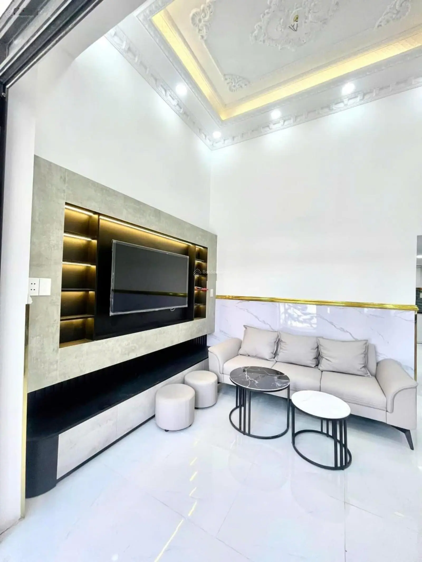 Nhà đẹp 40m2 có lửng, sổ hồng riêng Đào Tông Nguyên, Nhà Bè bán gấp