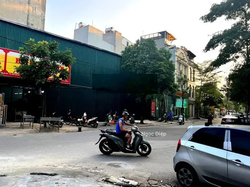 Siêu hiếm mảnh đất cuối cùng tại mặt phố Đỗ Nhuận, Bắc Từ Liêm. 250m2 19m MT 95 tỷ 0945 453 ***