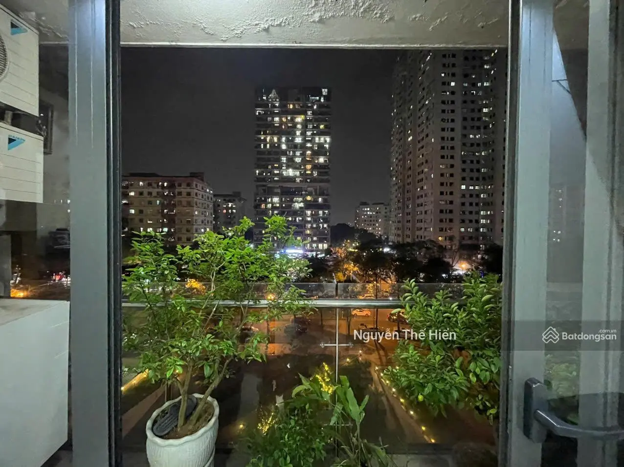 Mới - Bán căn hộ chung cư VP4 Bán đảo Linh Đàm - DT 108m2 - 3N 2VS - Giá 8 tỷ(giá thương lượng)