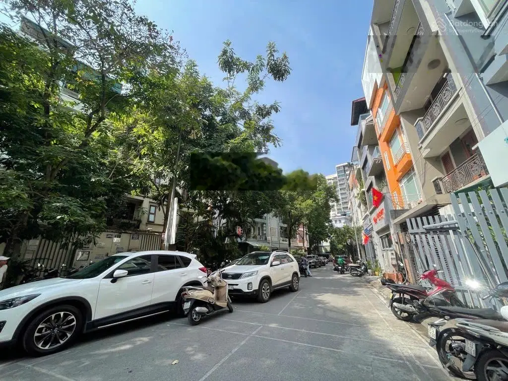 Bán nhà mặt phố Xuân Quỳnh- 70m2- 5 tầng- mặt tiền 5m- vỉa hè- ôtô tránh-phân lô- 31 tỷ- 0394 743 ***
