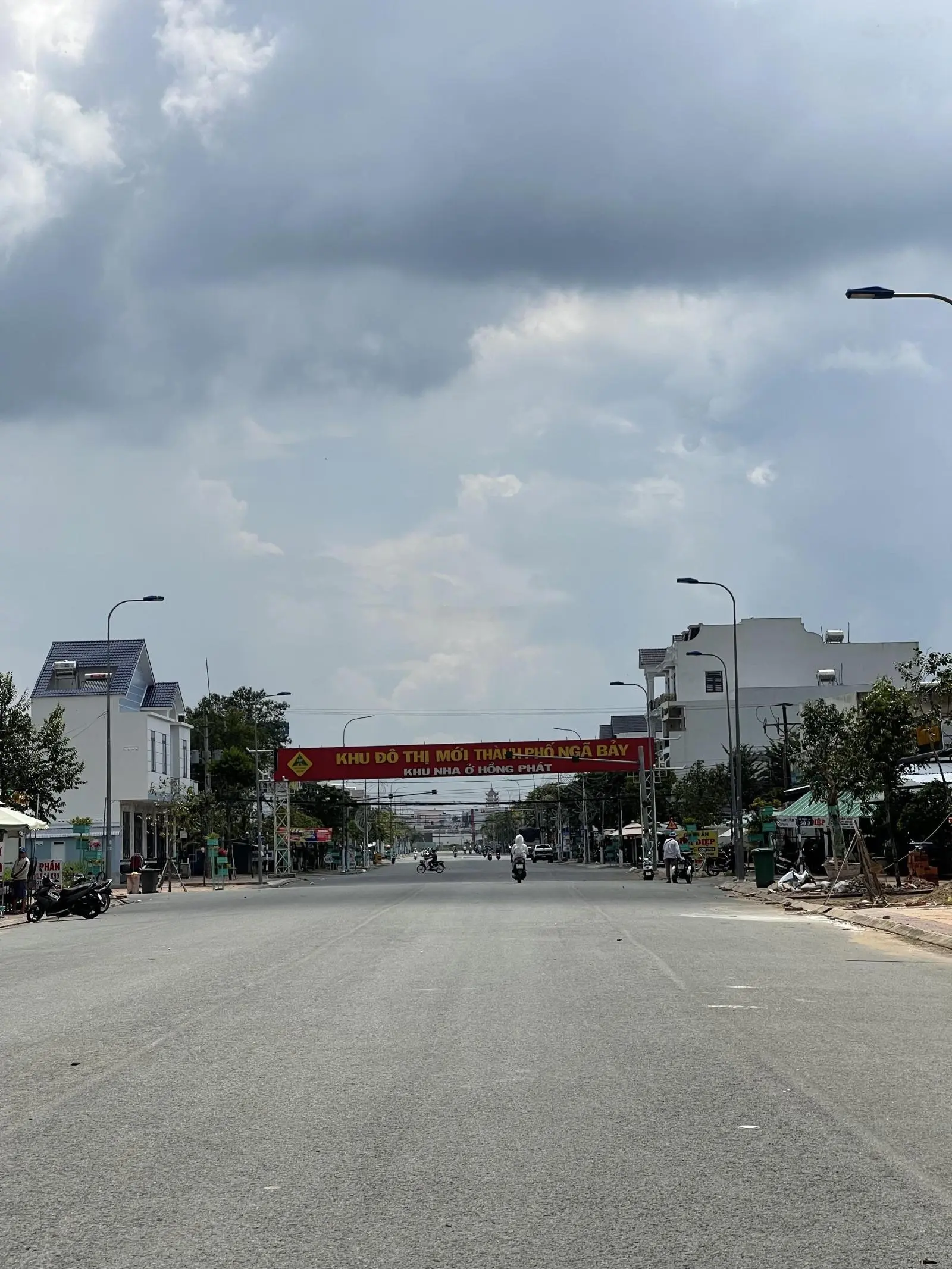 Chính chủ gửi, còn 1 nền đường số 4 bán lỗ, khu đô thị mới Hồng Phát Ngã 7