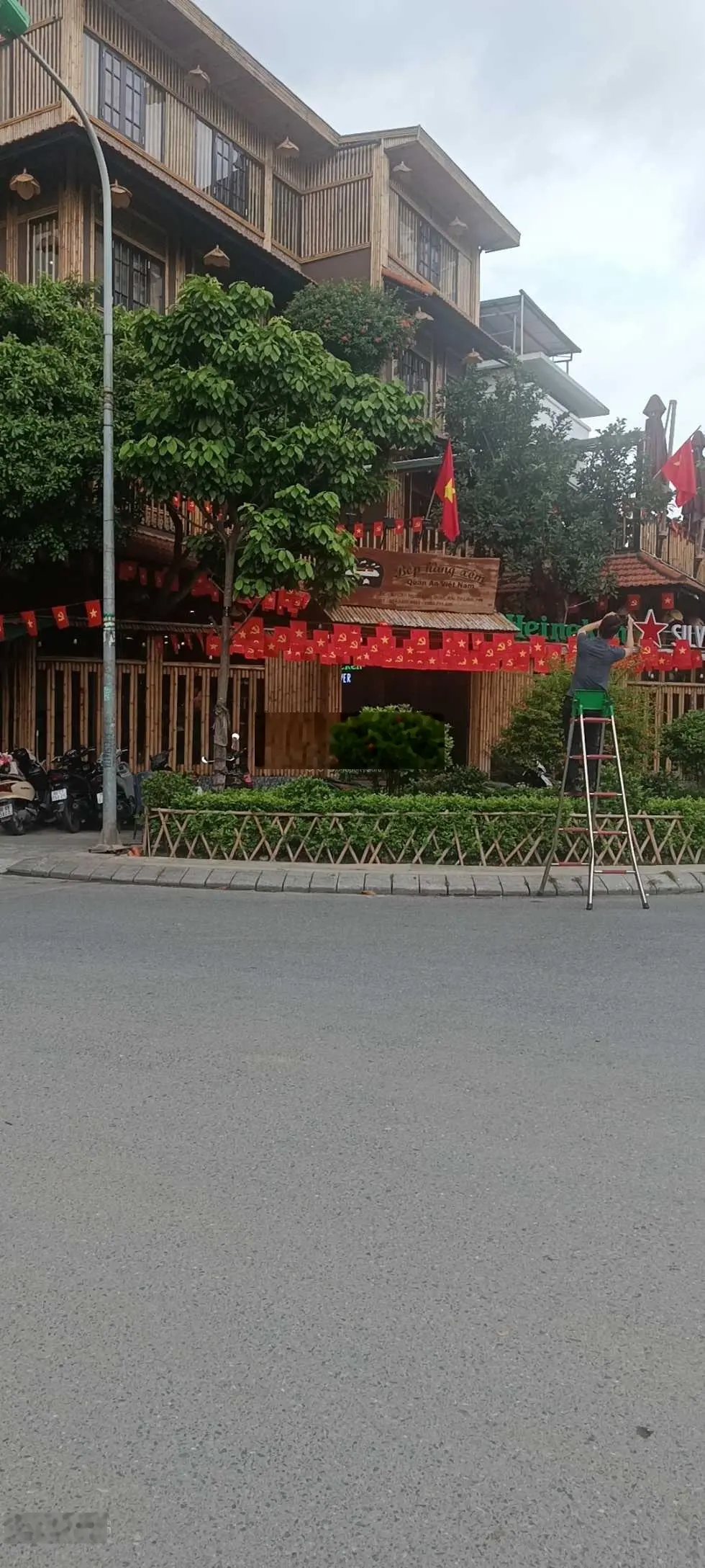 CHDV Xuân Đỉnh, Ngoại Giao Đoàn 60m2 7T thang máy. Oto vào. MT lớn NH. Chào 15.5 tỷ. LH: 0362 889 ***