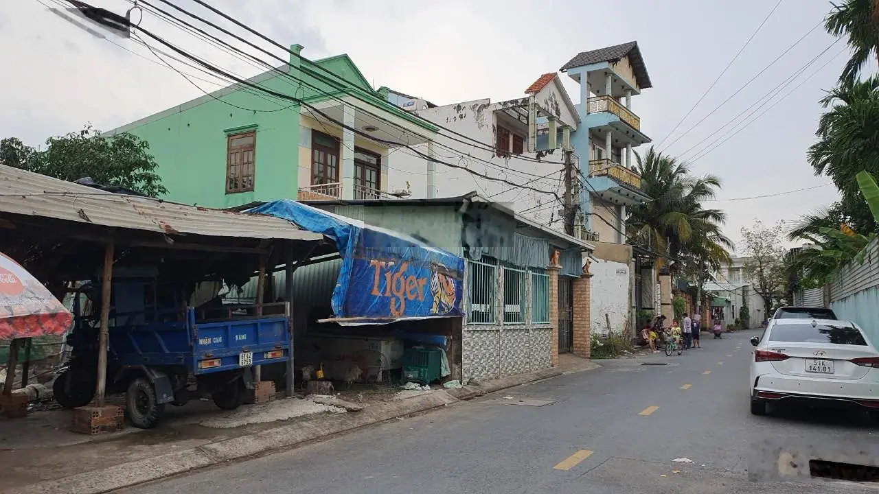 Bán đất mặt tiền đường Số 2-Nguyễn Duy Trinh, DT: 234 m2(ngang 9m), giá: 13tỷ8 TL. LH: 0903 333 ***