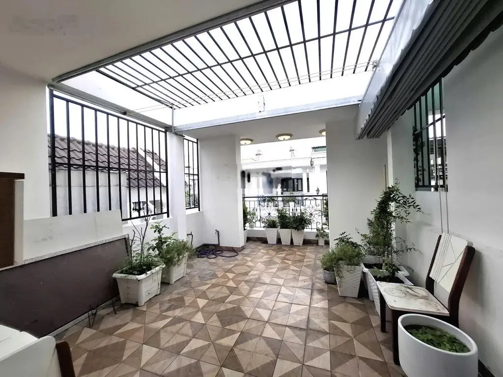 Nhà đẹp Gò Vấp 53m2 5 tầng HXH đồng bộ - chỉ 6, x tỷ