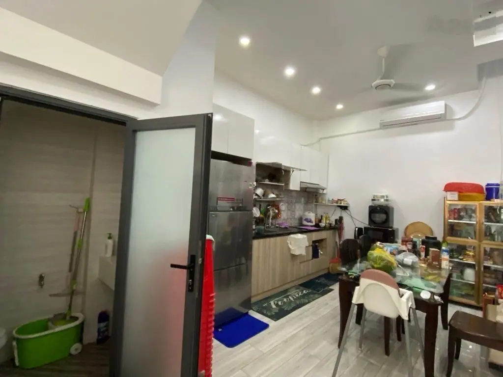 Bán nhà 4 tầng mặt tiền kinh doanh P. Tân Quy Quận 7 - đường số ra Nguyễn Thị Thập giá 12tỷ