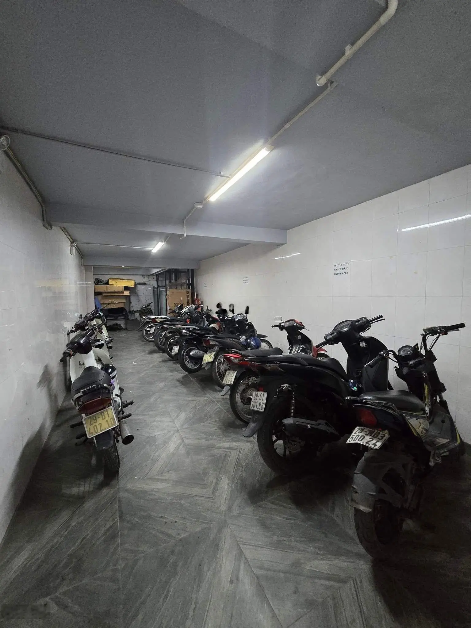 Mặt phố vip trung tâm quận Ba Đình - Tòa nhà 9 tầng thang máy bề thế kinh doanh đỉnh cao - 2 thoáng