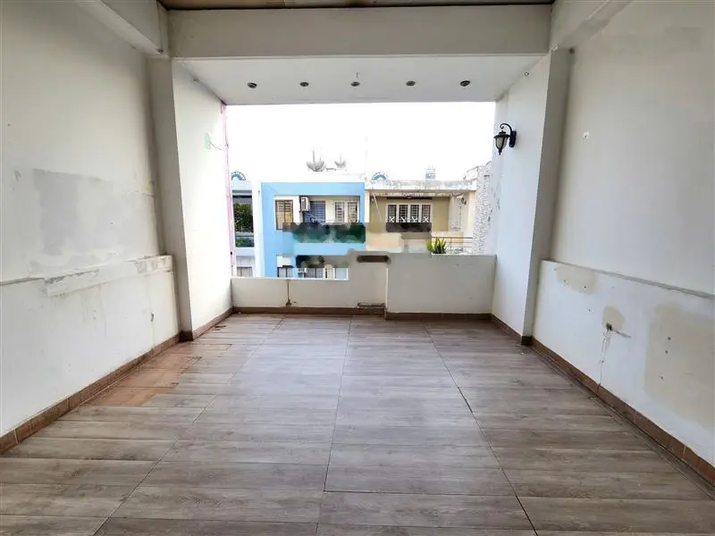 HIẾM! Đường 12m có vỉa hè Chu Văn An, ngang 4m, 72m2, 5 tầng, cho thuê 40tr/tháng