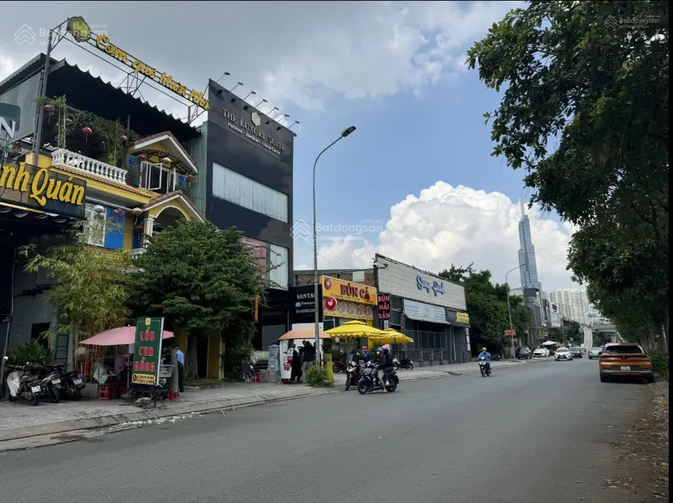 Chính chủ cần bán căn shop thương mại MT Song Hành, P An Phú 150m2, hầm 3L sẵn HĐ thuê chỉ 69 tỷ