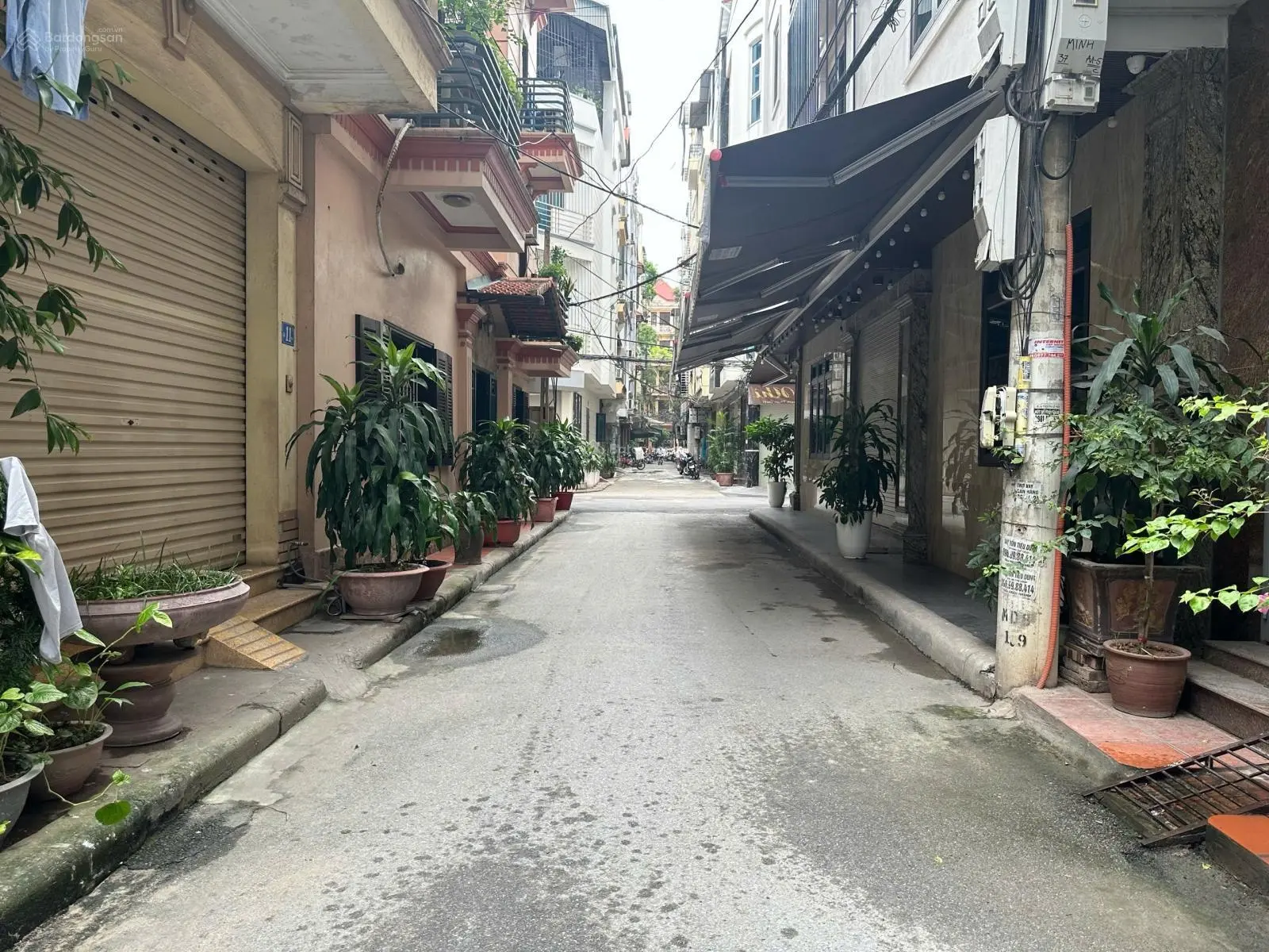 Đất hiếm P. Phú Diễn, thửa đất vuông đẹp, ngõ nông gần ô tô, gần chợ, gần trường, tặng GPXD 5 tầng
