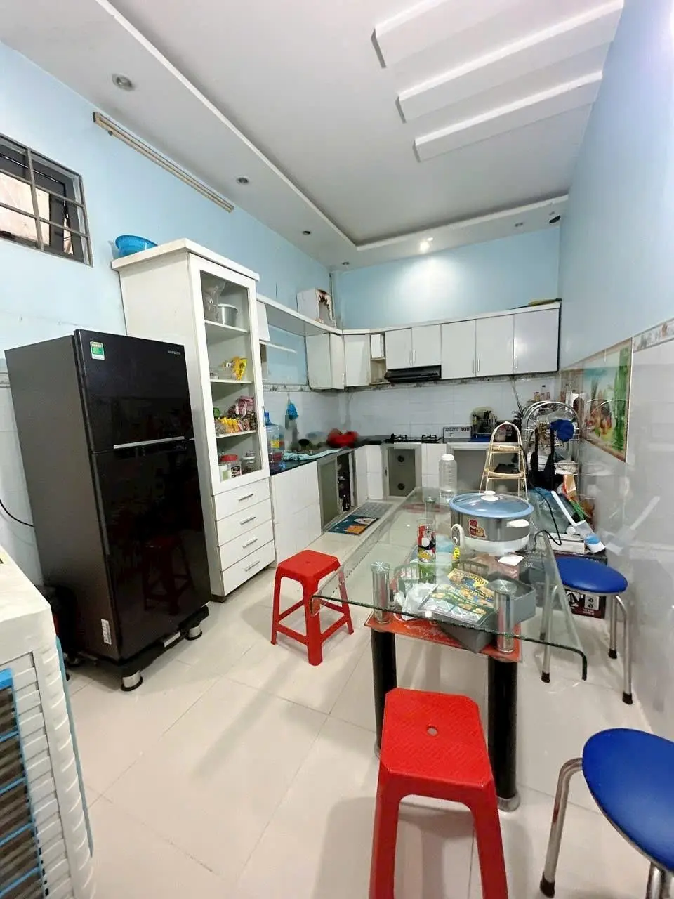 Bán nhà lầu đúc sổ riêng cách mặt tiền đường Nguyễn Khuyến 50m