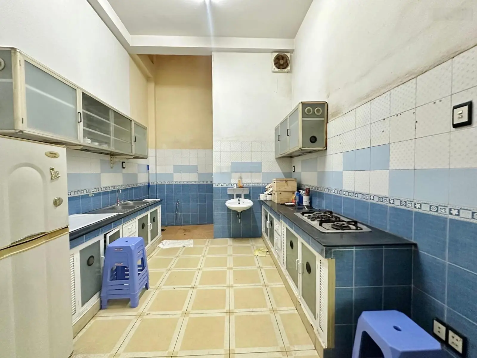 Kẹt tiền bán gấp nhà Nguyễn Đình Chính, P. 8, Phú Nhuận - Giá 3tỷ890/119m2, gần Ngã 4 Trần Huy Liệu