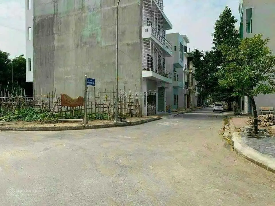 Bán gấp 93m2 đất 3 mặt tiền ngay đường Đặng Trần Côn KĐT An Phú chỉ 38tr/m2