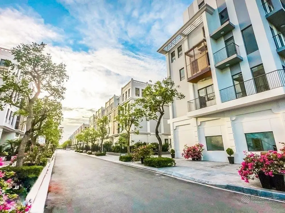 Bán liền kề view đẹp tại The Manor Central Park, 24,8 tỷ, 75 m2, 5PN, 6WC, Hoàng Mai, Hà Nội