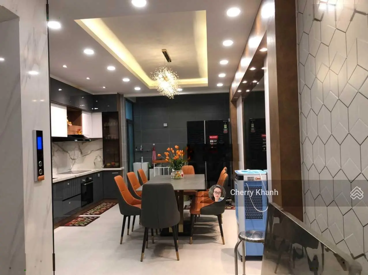 Siêu phẩm MT đường Hoàng Hoa Thám, P.12, Tân Bình 4,2x11m trệt 3 lầu giá 12 tỷ0941 732 *** Cherry