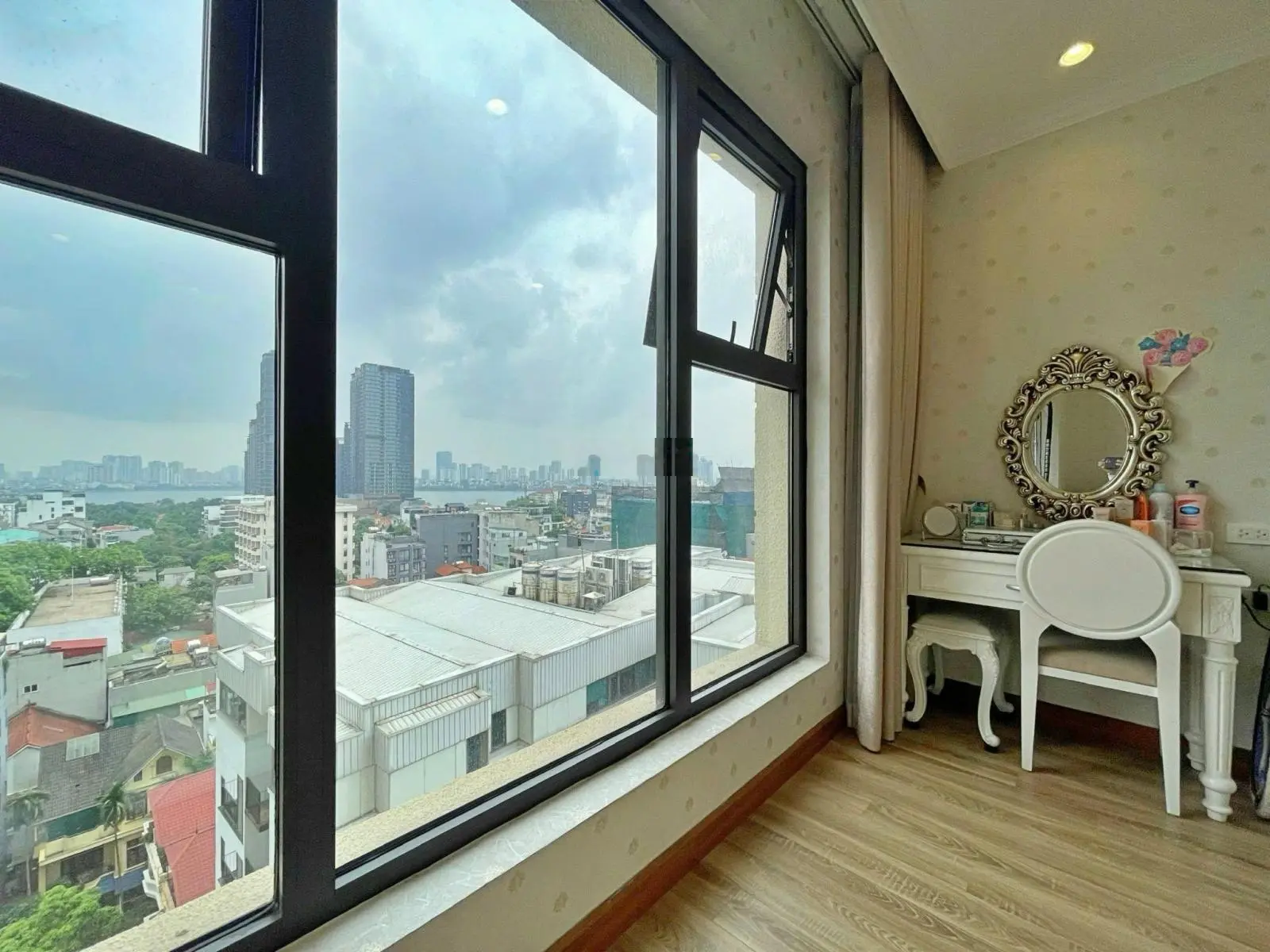 Bán gấp căn hộ đẹp tại d’. le roi soleil, 10,8 tỷ vnd, 88m2, 2 pn, sổ đỏ