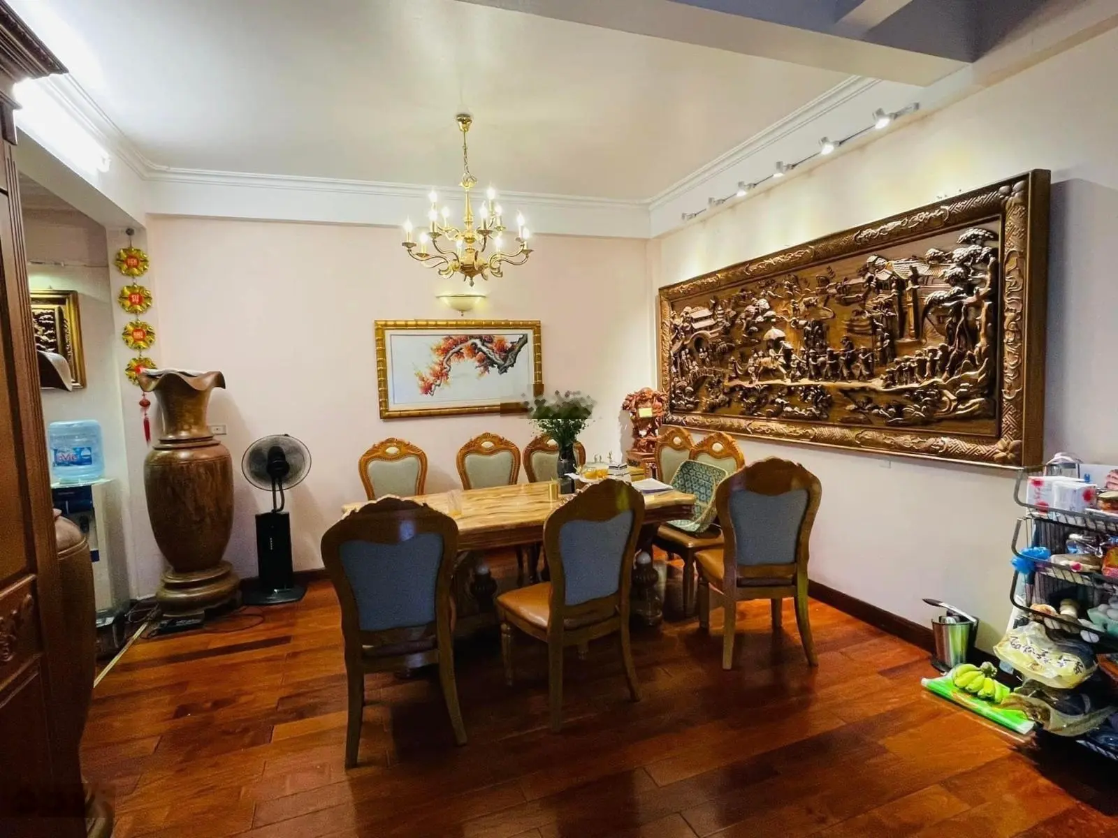 Bán nhà Phạm Tuấn Tài, Đặng Thùy Trâm 68m2 vỉa hè 16 chỗ tránh, công viên 16 tỷ Cầu Giấy