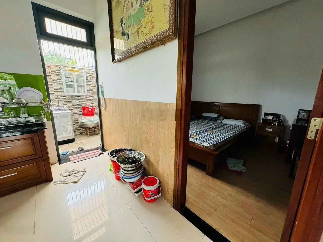 Chính chủ đi Mỹ cần bán gấp căn biệt thự 1 trệt 1 lầu KĐT An Bình Tân DT 180m2 đã có sổ hồng