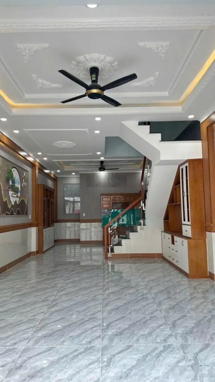 nhà gần làng đại học, ql 1k p bình an dĩ an bd 1 trệt 2 lầu ngang 5 đg 12m giá 4ty95 lh 0906309279