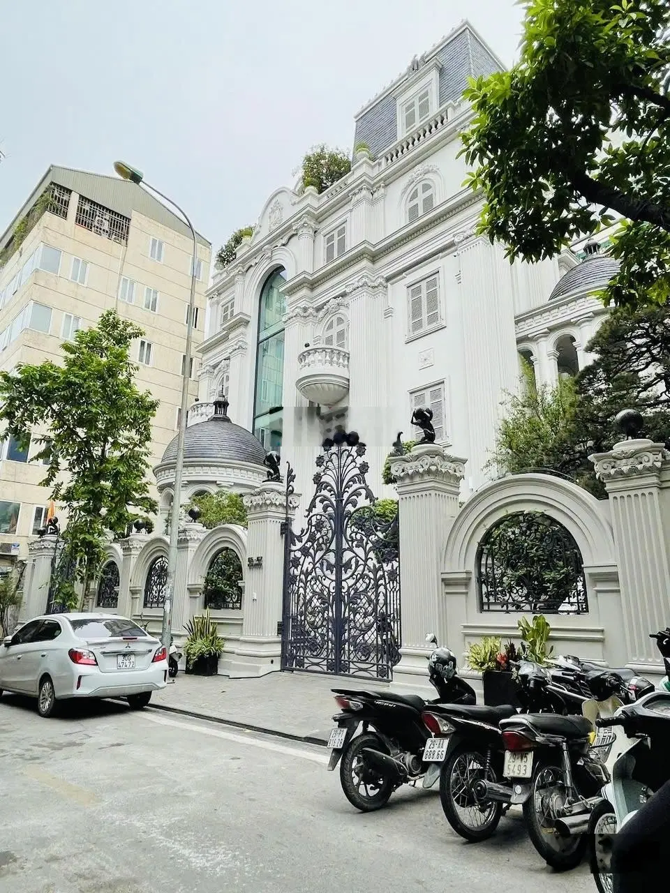 Nhà Biệt Thự Vườn Đào Quận Tây Hồ Nơi Đáng Sống Hà Thành, 6 Tầng Thang Máy Sân Vườn, An Ninh Tốt