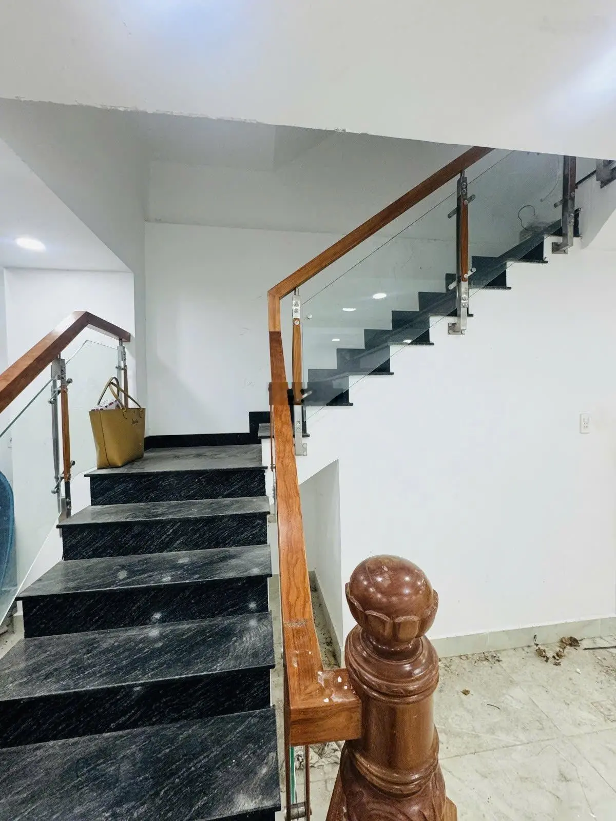 Bán nhà MT đường 12m Võ Nguyên Giáp Ga Metro Phước Long 85m2 Thủ Đức Chỉ 8,8 Tỉ.