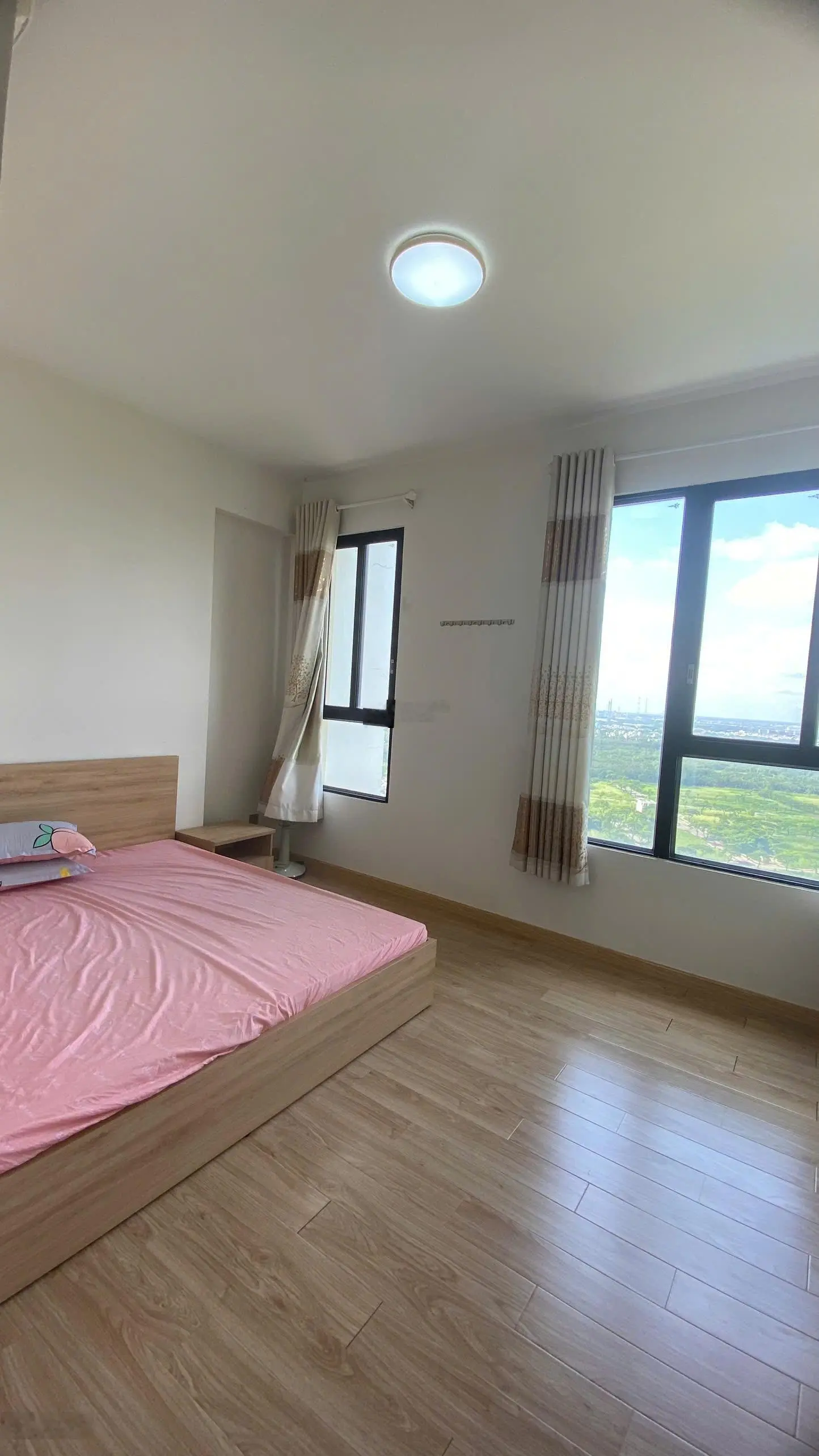 Bán căn hộ 85m2 2PN/2WC NHÀ ĐẸP VIEW ĐẸP giá tốt chỉ 2 tỷ 560 tại Era Town Đức Khải Quận 7