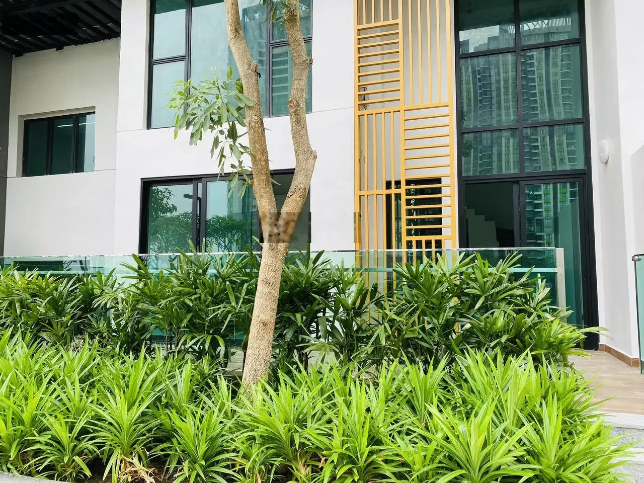 Cập nhật tất cả các căn 4 phòng ngủ tại Feliz Vista, giá tốt nhất, coi nhà ngay 24/7, trực dự án