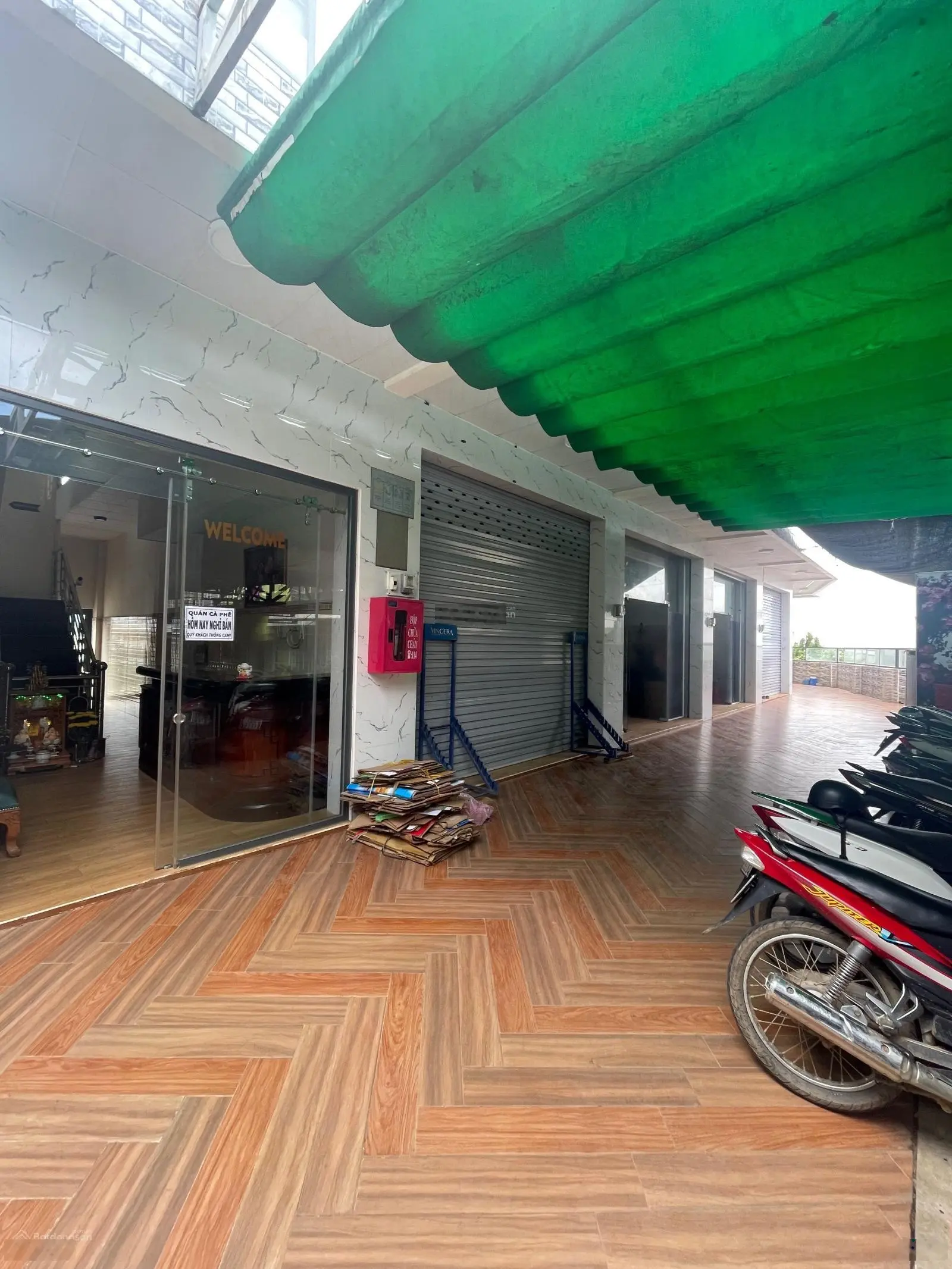 Bán khách sạn trại mát 1 trệt, 1 lầu, 2 hầm, 1 sân thượng đang KD tốt