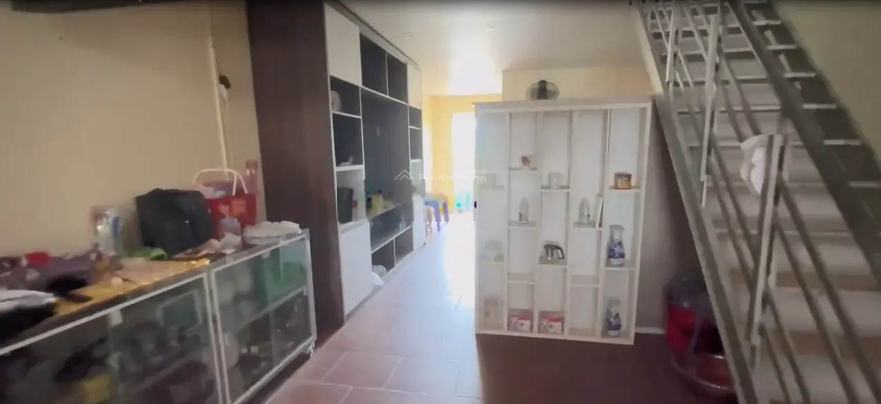 Bán nhà chính chủ 90m2 giá 3,7 tỷ địa chỉ 273 Trần Huy Liệu mặt phố QL6 thị trấn Mộc Châu