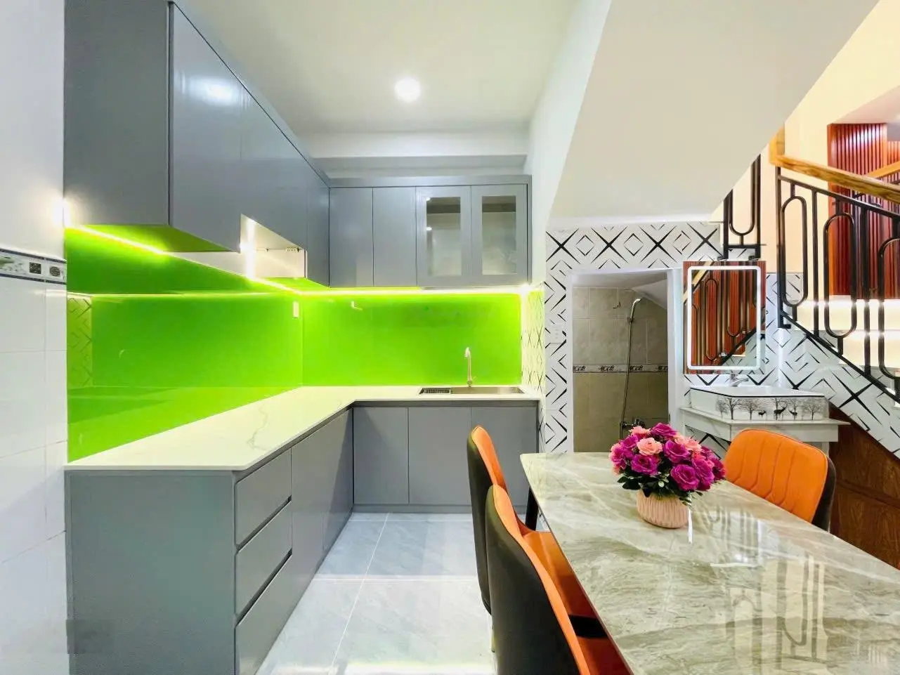 Bán nhà 1 lầu đẹp sang trọng sát mặt tiền, 50m2 , Cây Trâm , P11, Gò Vấp