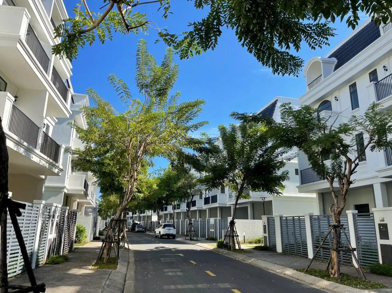 Cần bán gấp nhà phố vũng tàu 1 trệt 3 lầu giá 4.99 tỷ tại la vida residences 77.5m2, 4pn gần biển