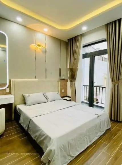 Bán nhà Quận Bình Tân - Đường Bình Thành - Sổ hồng công chứng sang tên-Xây dựng BTCT 3 lầu 5 phòng