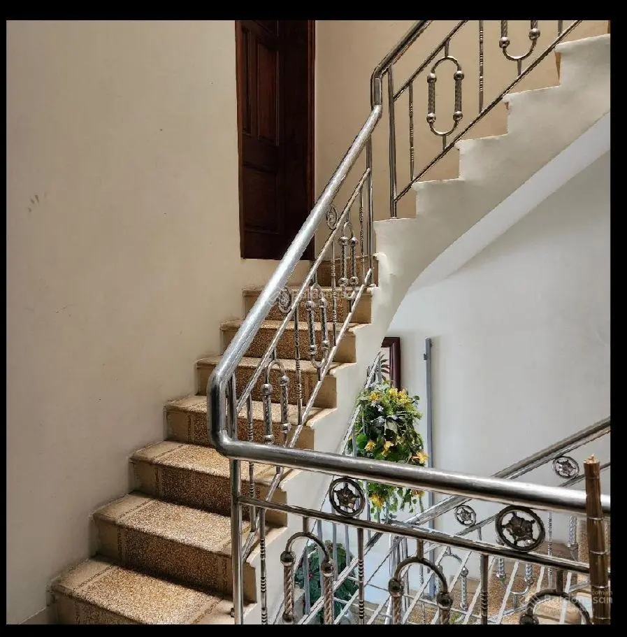 Bán nhà mặt phố Nghi Tàm, kinh doanh đỉnh, 90m2, mặt tiền khủng, thoáng sau, 28.5 tỷ