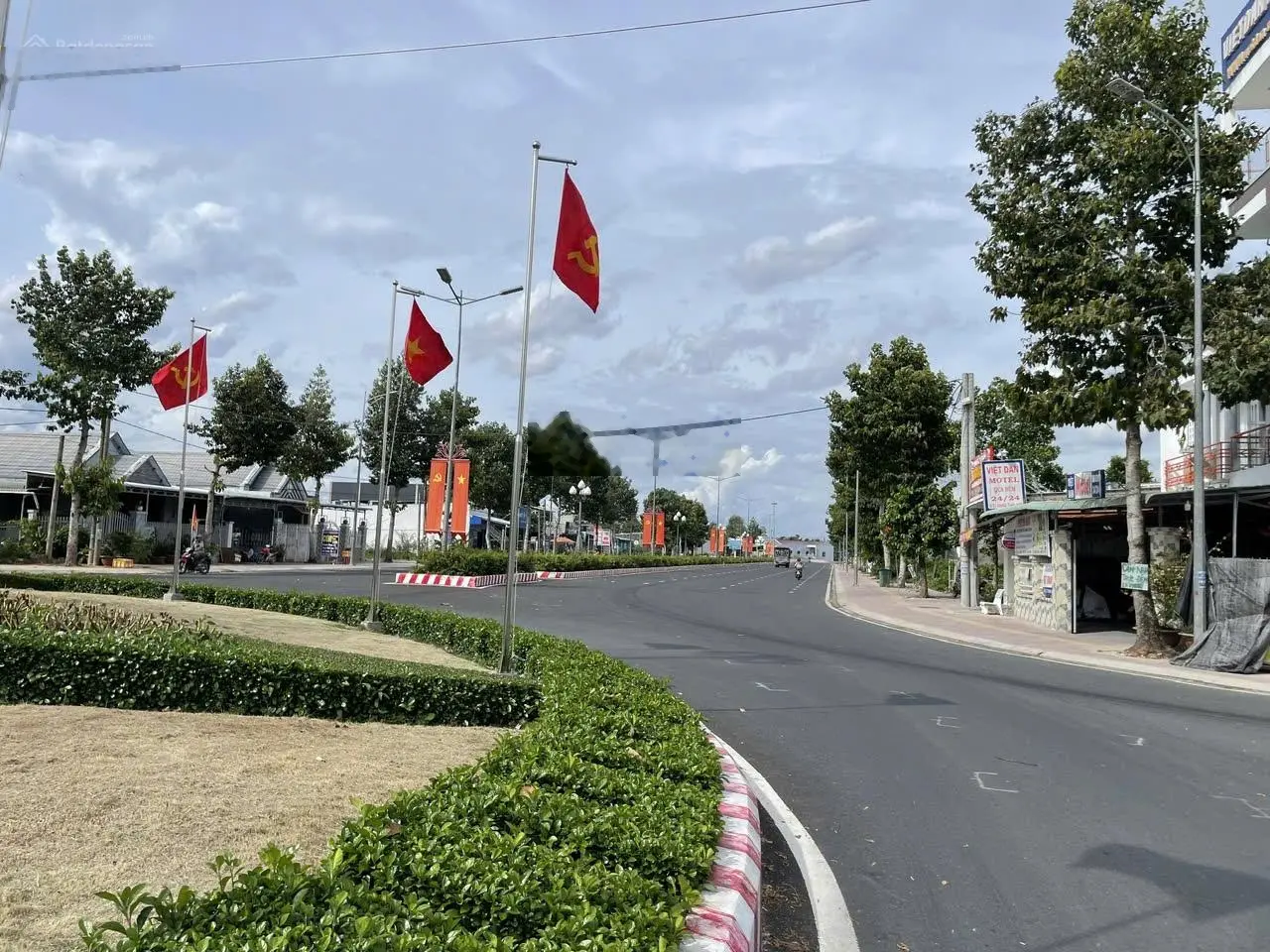 (HIẾM) ĐẤT ĐẸP LÀM NHÀ Ở KẾT HỢP KINH DOANH SÂN VƯỜN2100m2 CÓ 700M2 THỔ CƯ 6 TỶ TIỂU CẦN, TRÀ VINH