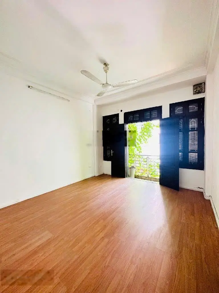 #TRÍCH_SÀI #BƯỞI. DT 45M 5 TẦNG MT 4,2M CHỈ 17,2 TỶ VIEW HỒ TÂY Ô TÔ VÀO NHÀ 20 M RA HỒ .