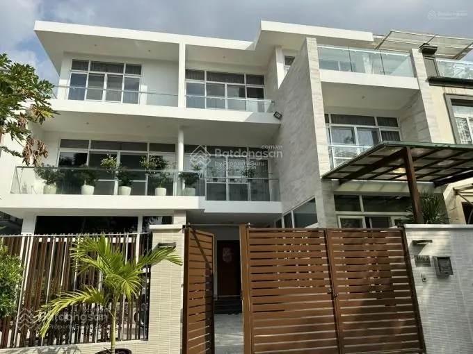 Bán biệt thự Tứ lập Khu Nam Phú Mỹ Hưng, đang cho thuê đến tháng 7/2025 giá cực tốt trong tháng này