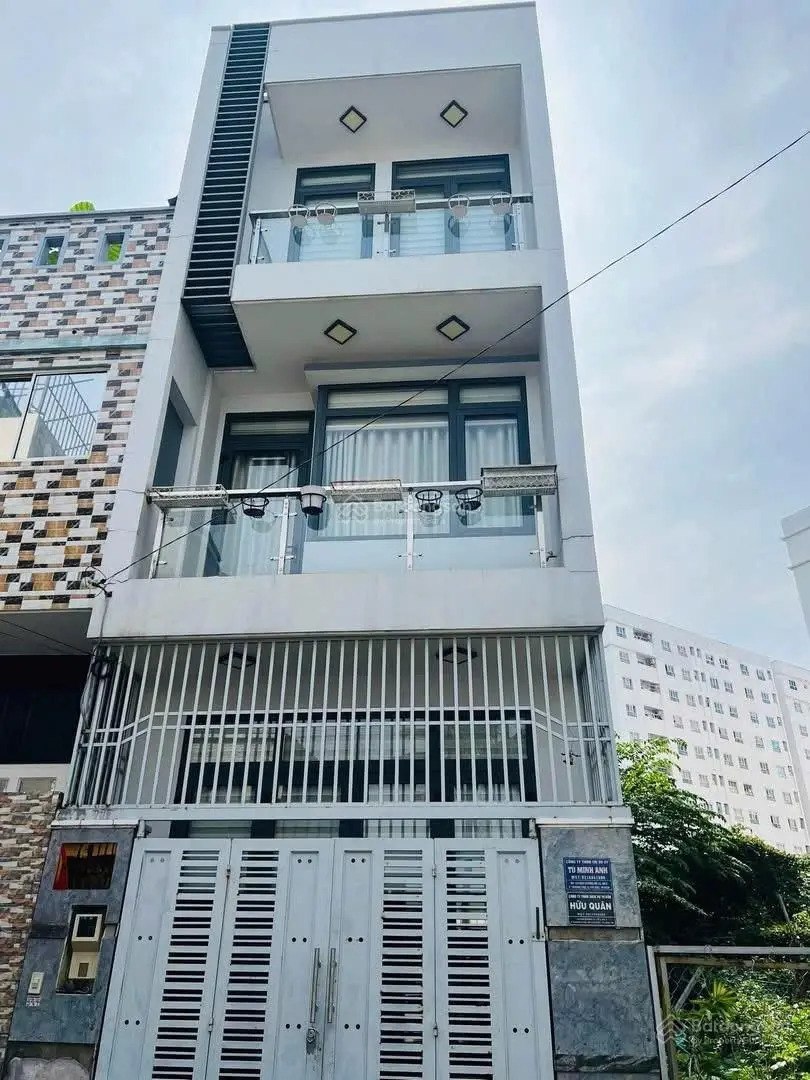 Bán nhà 3 tầng 61m2 Trường Thọ Thủ Đức gần tuyến ga Metro Bình Thái tặng full nội thất giá 7.5tỷ