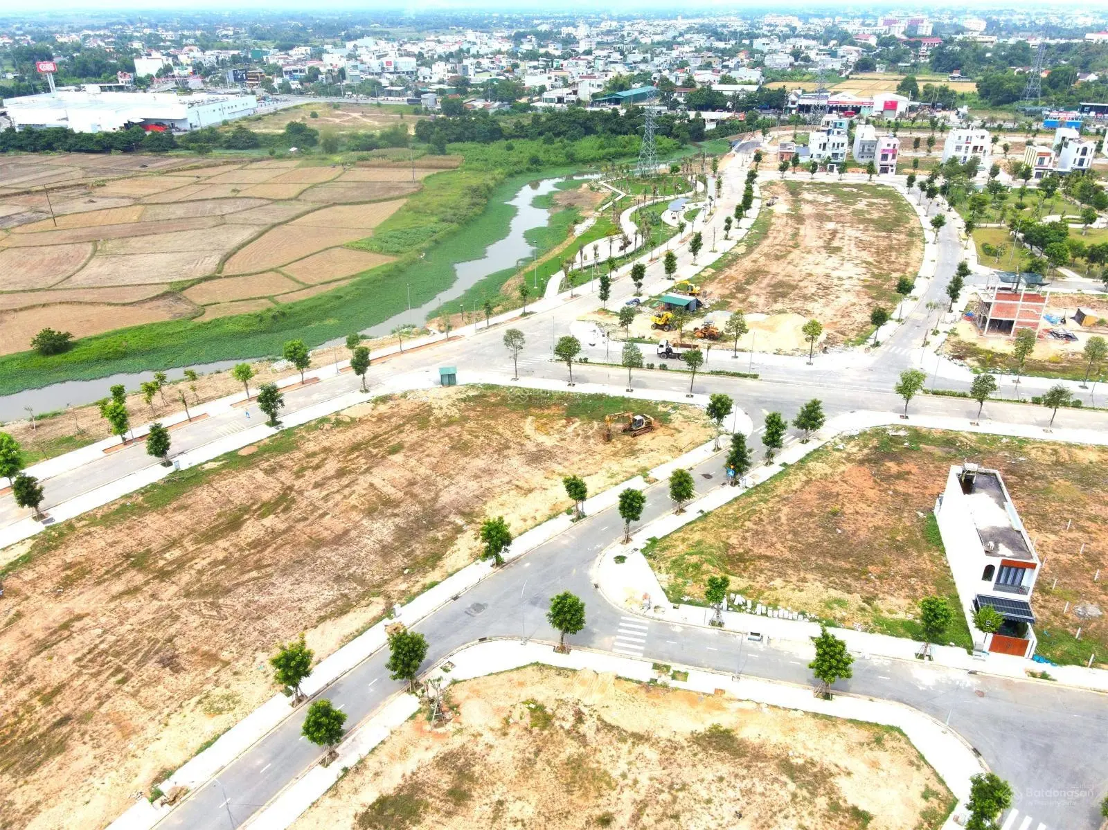 Đất nền biệt thự view sông Dự án Phú Mỹ Quảng Ngãi. Làm việc giá tốt nhất, vị trí VIP