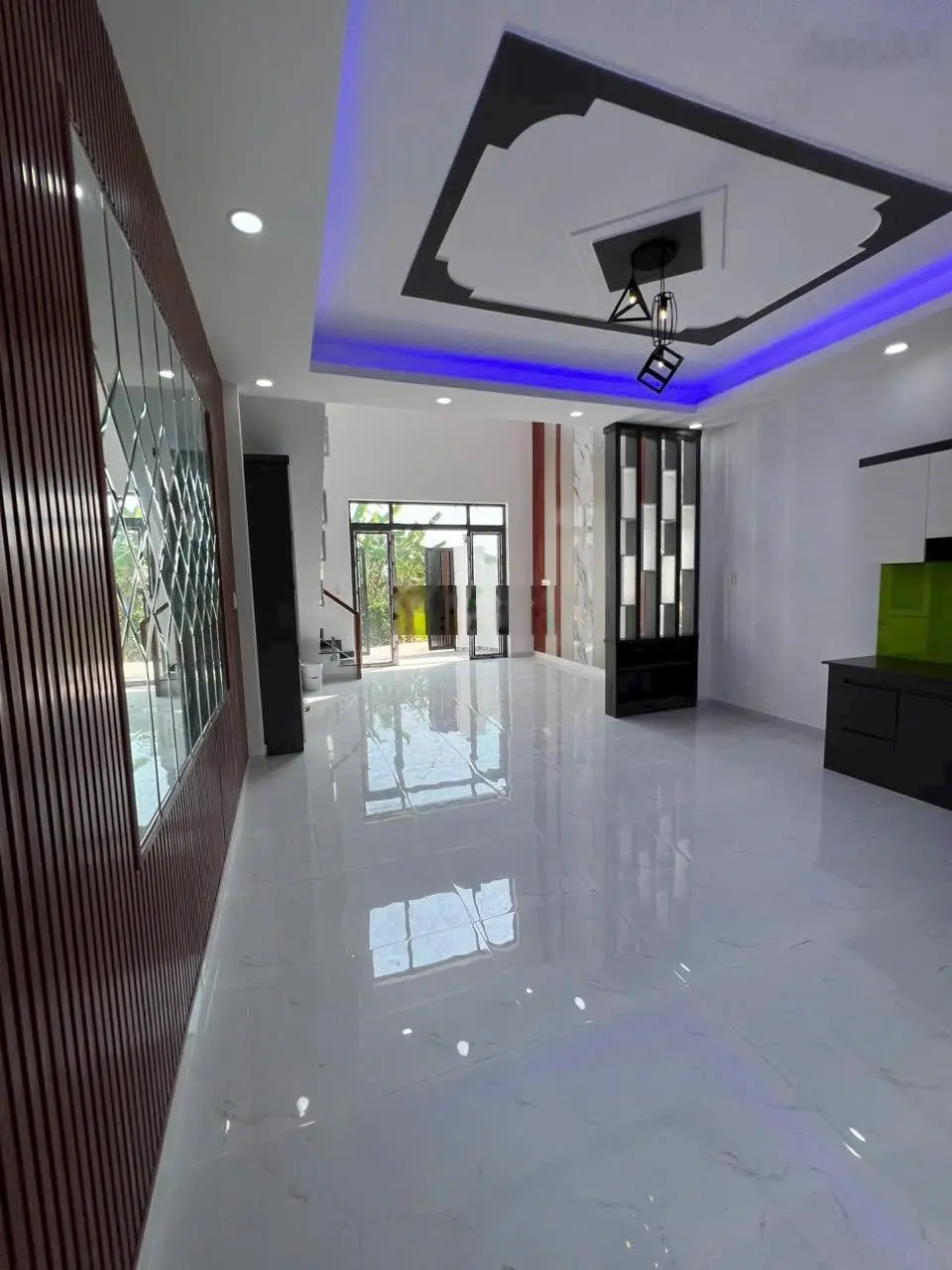 Bán nhà 1T1 lửng mới xây, tặng nội thất cơ bản, thích hợp cho gia đình 2 - 4 người ở, SHR
