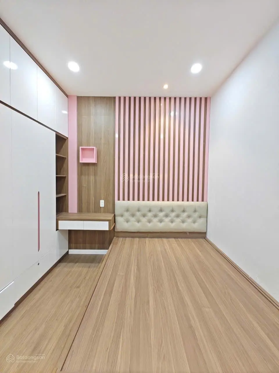 Nhà diện tích khủng 74m2 3 tầng 4PN 5WC có 30m2 làm sân vườn đường Số 2, P3, Gò Vấp
