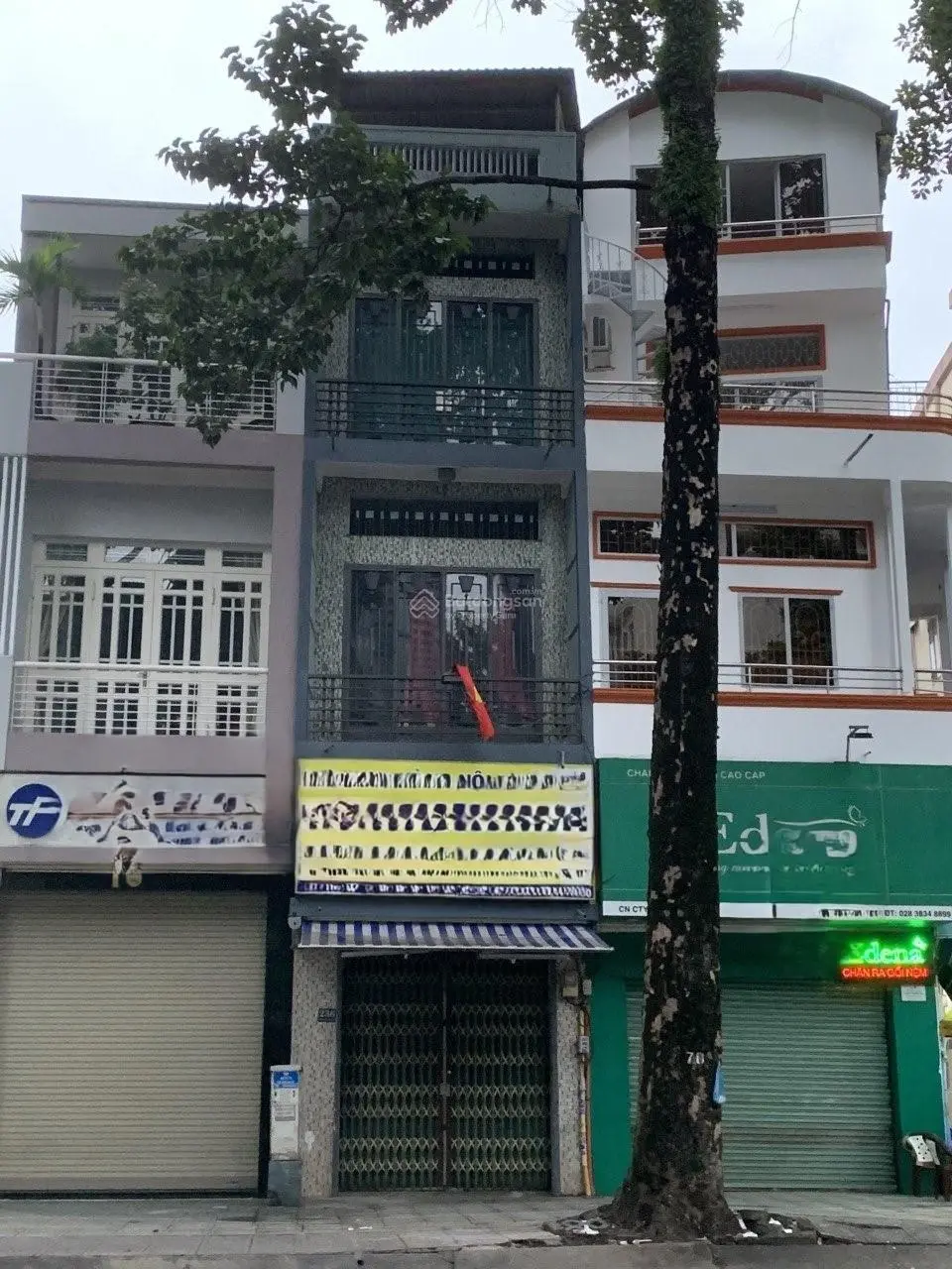 Giảm 35 tỷ còn 27 tỷ (100%) bán nhanh căn nhà MT đường An Dương Vương, Q5. Nhà 3T - 6x26 - HĐT 98tr