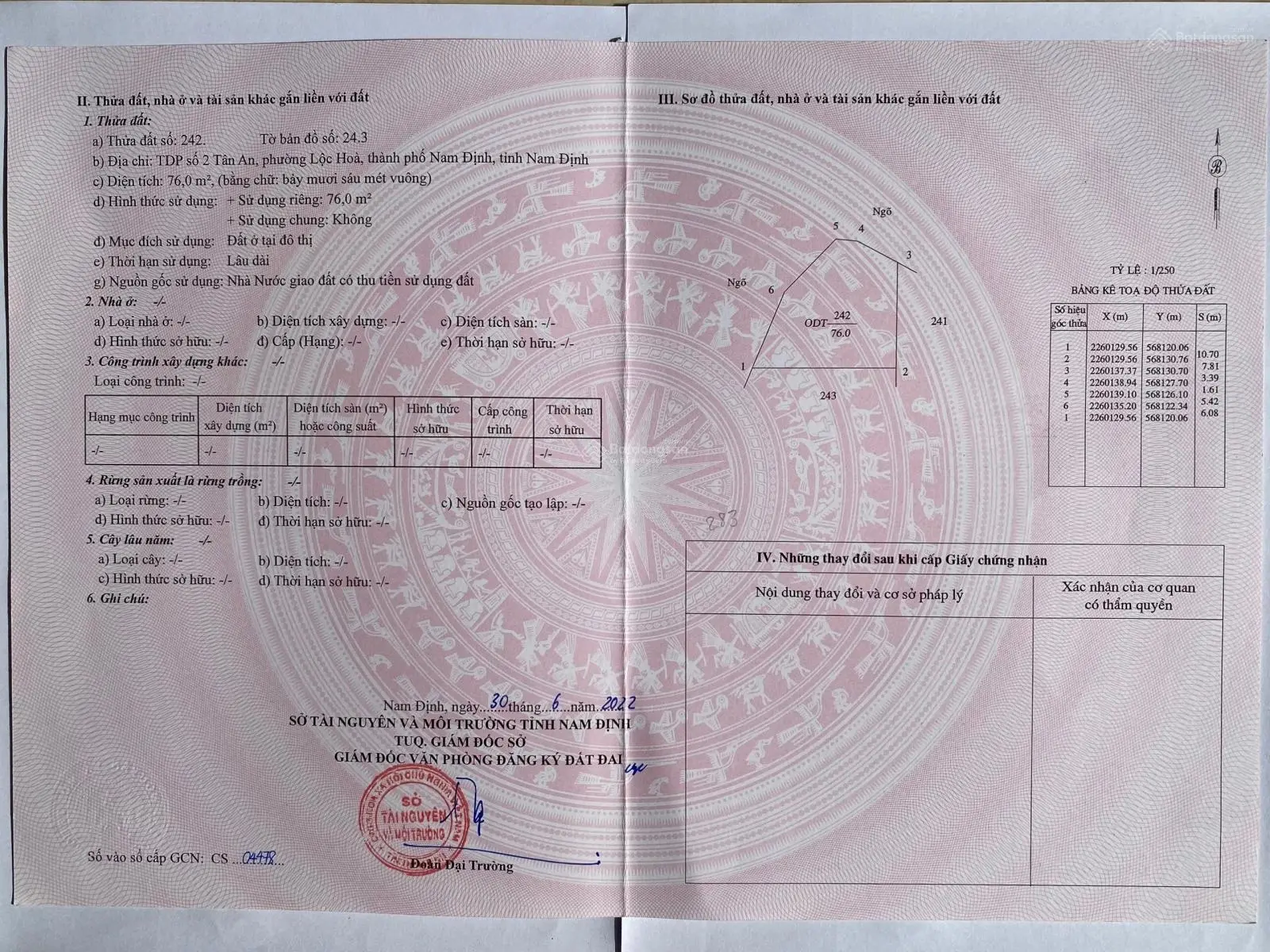 Bán nhà 3 tầng xây mới 40/563 đường Điện Biên cạnh khu Bãi Viên - TP Nam Định (đường ô tô vào nhà)